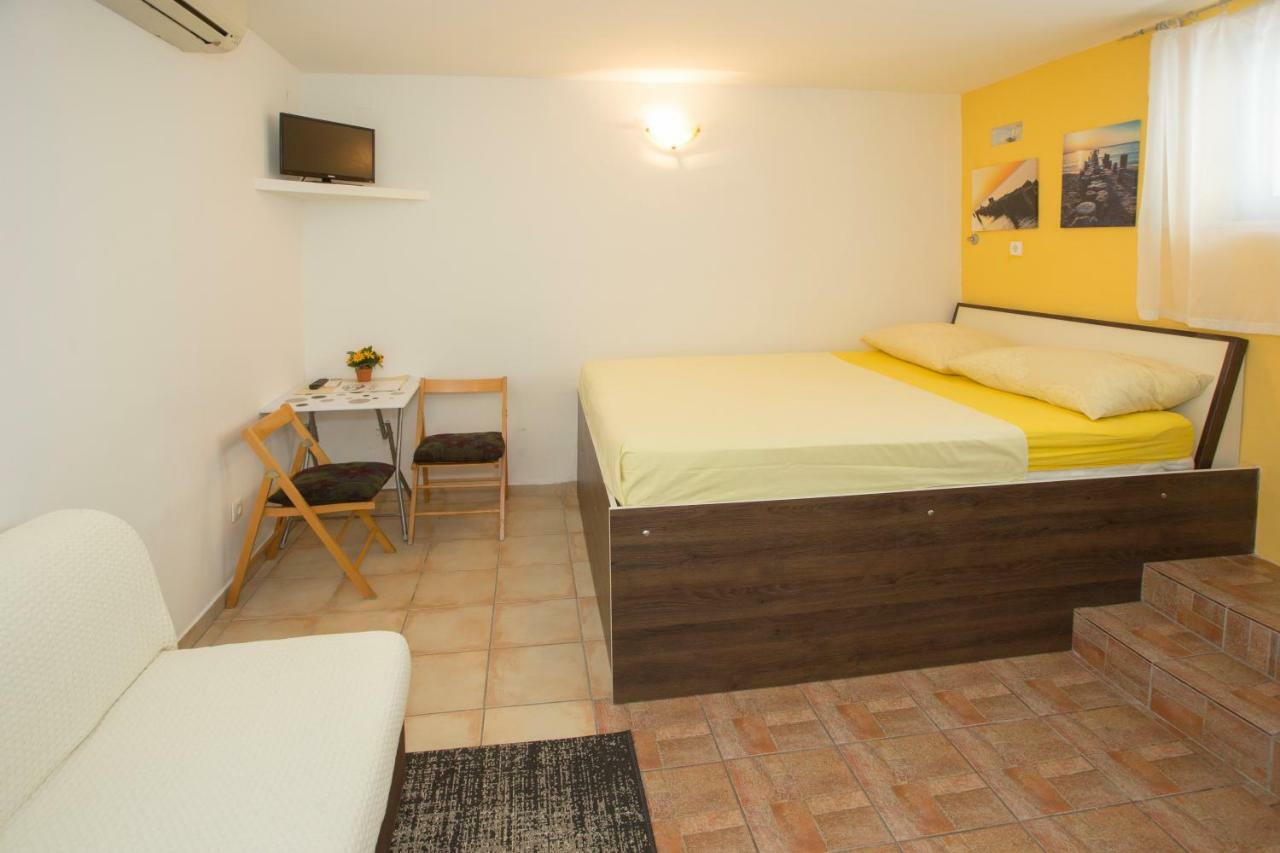 Room Dioklecijan Split Exterior foto